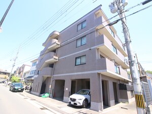 ラグーナ宝ヶ池外観写真