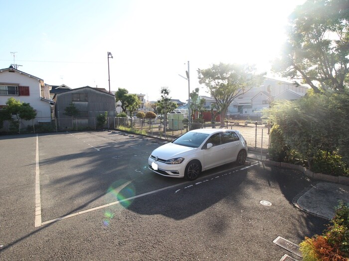 物件内観写真14　(室内からの展望)