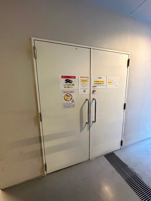 物件外観写真6　(建物設備)