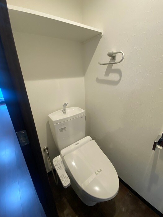 物件内観写真11　(トイレ)