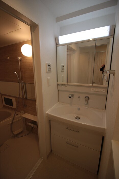 物件内観写真15　(洗面)