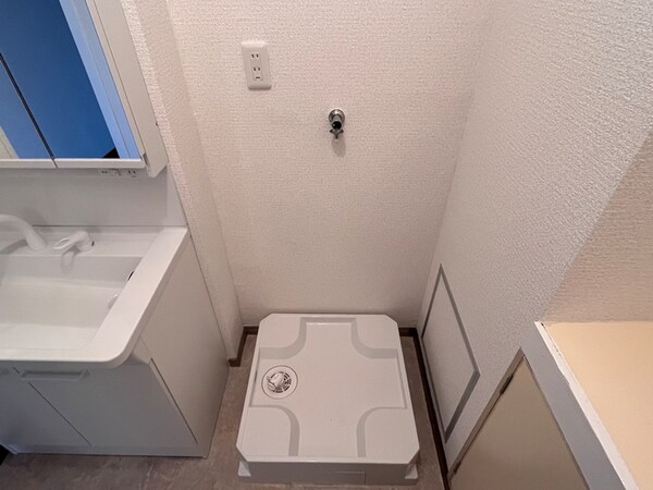 洗濯機置場