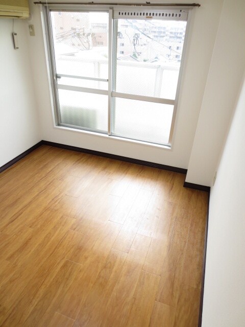 物件内観写真10　(居室)