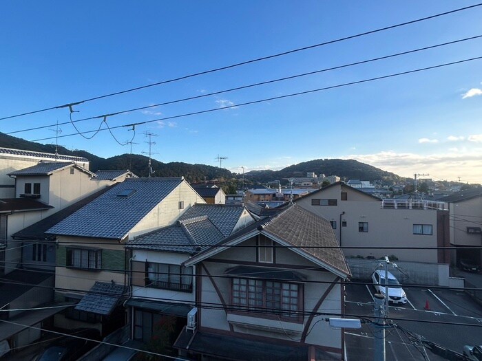 物件内観写真20　(室内からの展望)