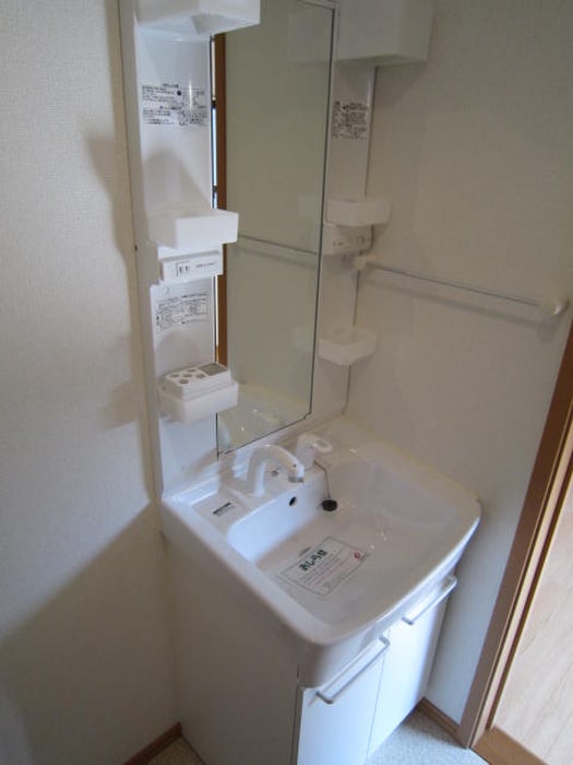 物件内観写真7　(洗面)