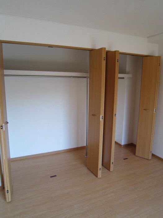 物件内観写真9　(収納)