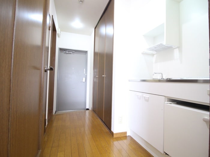 物件内観写真9　(廊下)