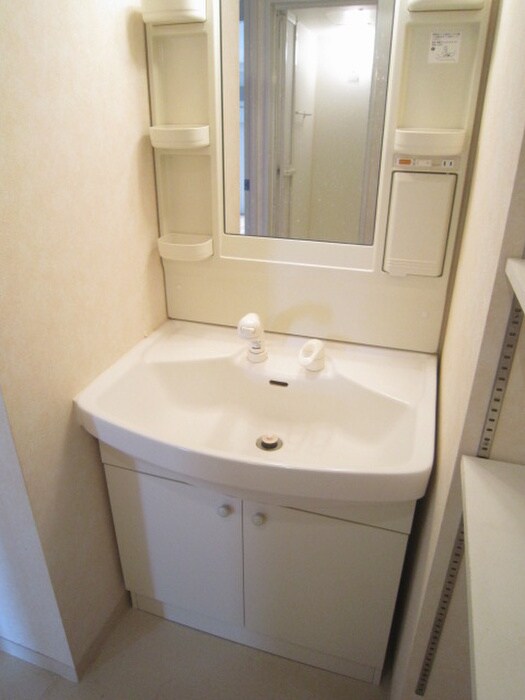 物件内観写真9　(洗面)