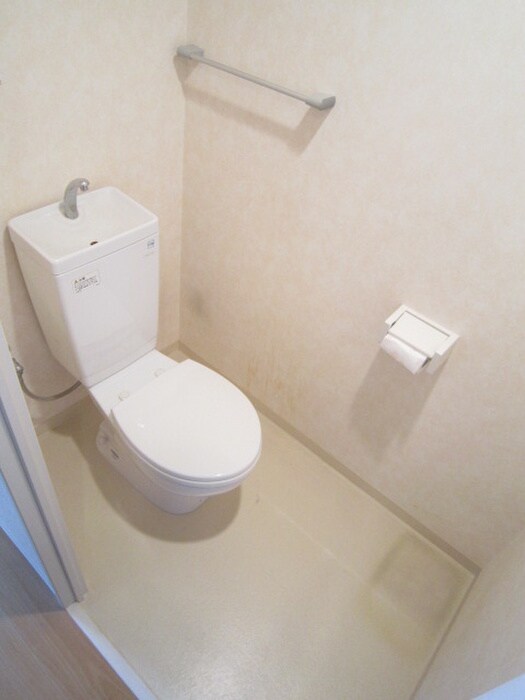 物件内観写真11　(トイレ)