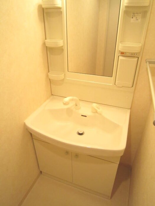 物件内観写真11　(洗面)