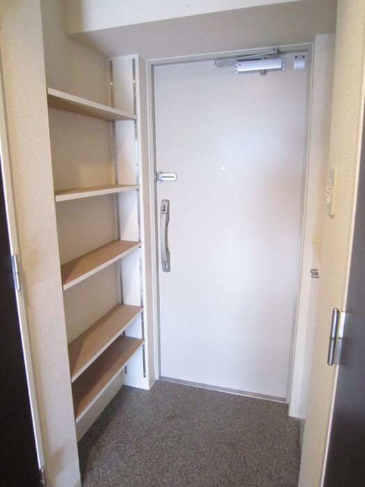 物件内観写真22　(玄関)