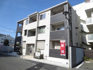 Strada外観写真