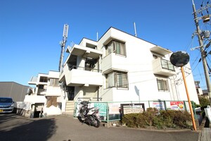 レ－ベンハイム外観写真