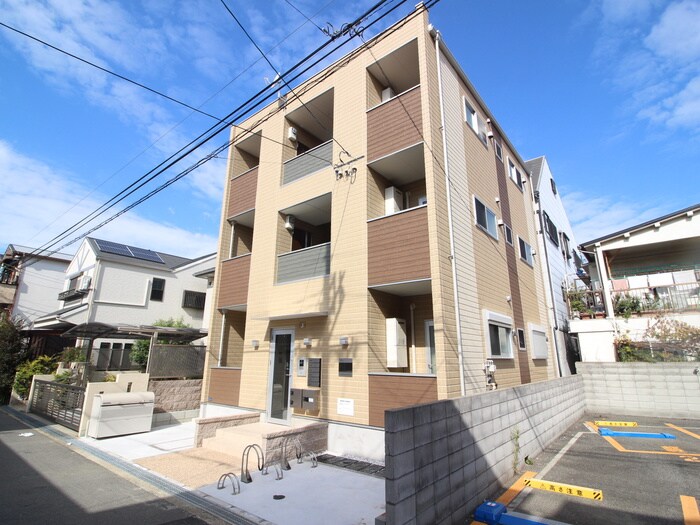 物件外観写真1　(外観写真)