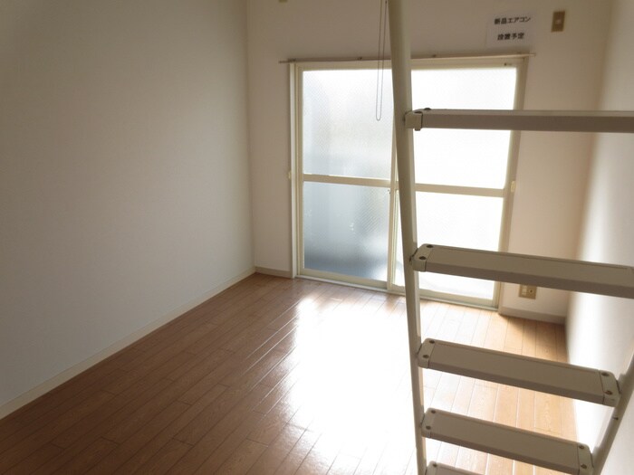 物件内観写真13　(居室)