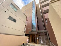 サンロイヤル三条の外観写真