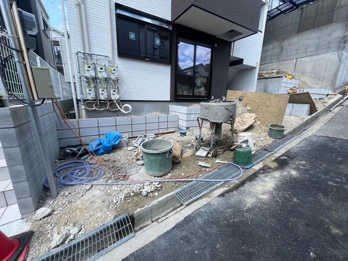 物件外観写真2　(駐輪場)