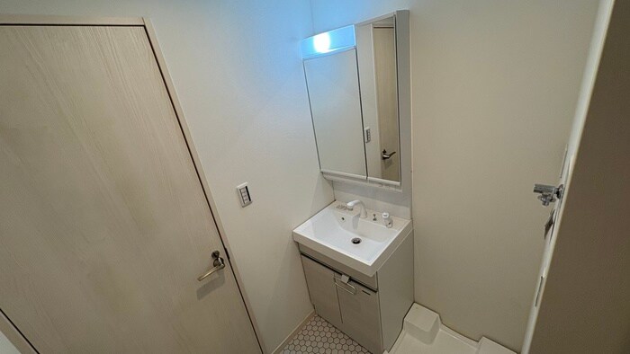 物件内観写真12　(洗面)