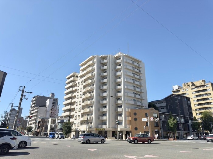 コスモＳＴ河原町（９０２）の物件外観写真