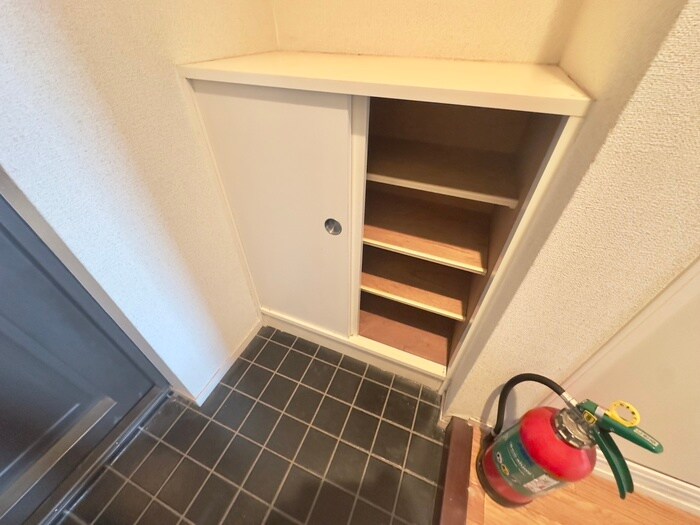物件内観写真16　(靴箱)