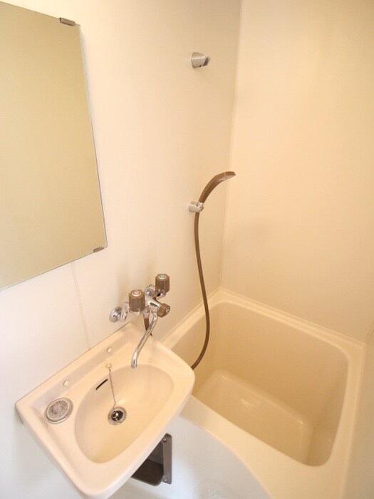 物件内観写真10　(バス／シャワールーム等)