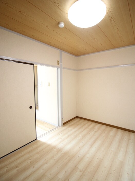 物件内観写真15　(居室)