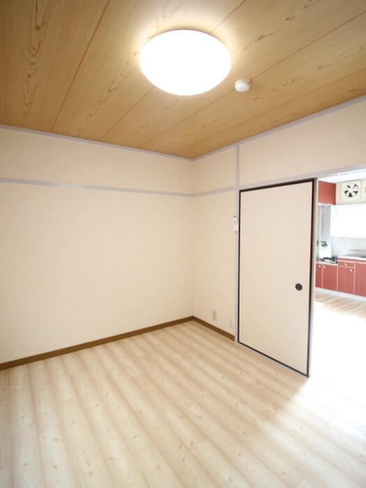 物件内観写真18　(居室)