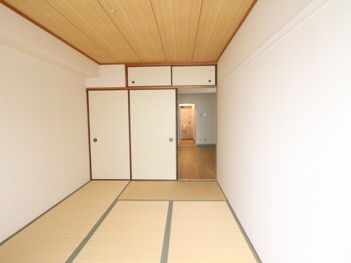 物件内観写真19　(居室)