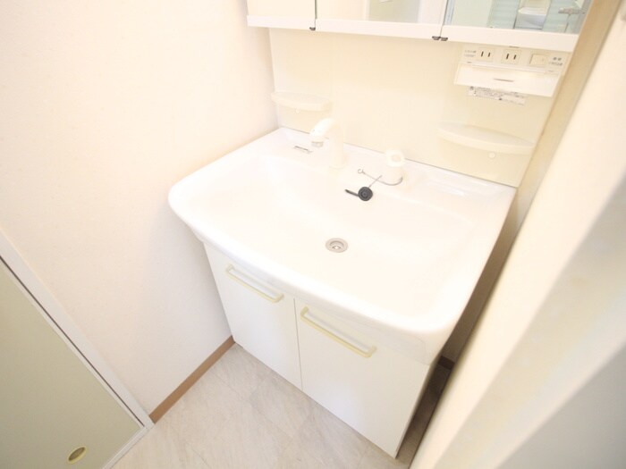 物件内観写真13　(洗面)