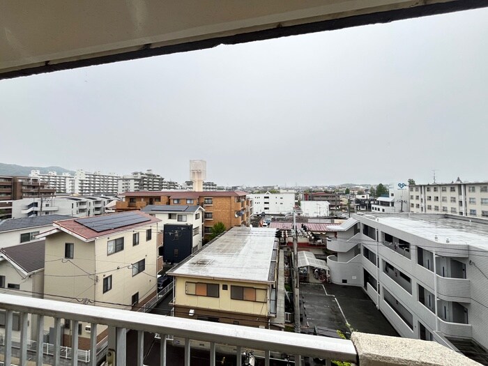 物件内観写真17　(室内からの展望)