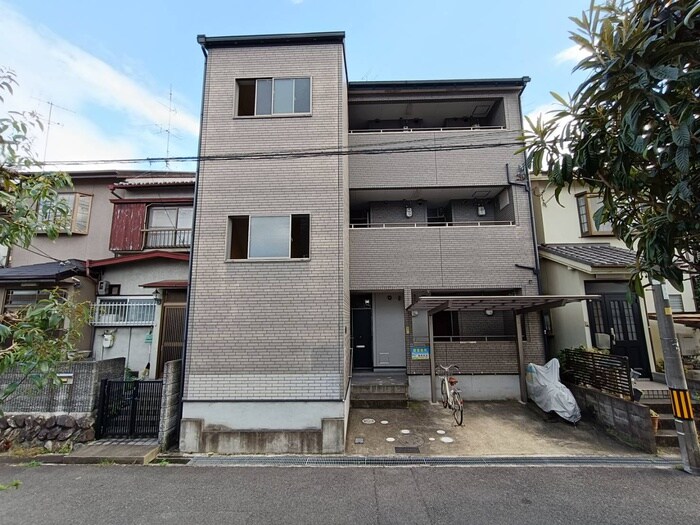 物件外観写真1　(外観写真)