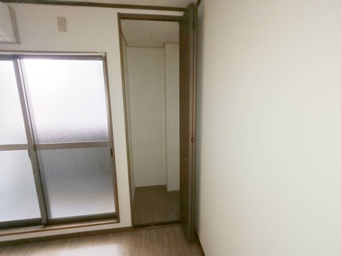 物件内観写真11　(収納)