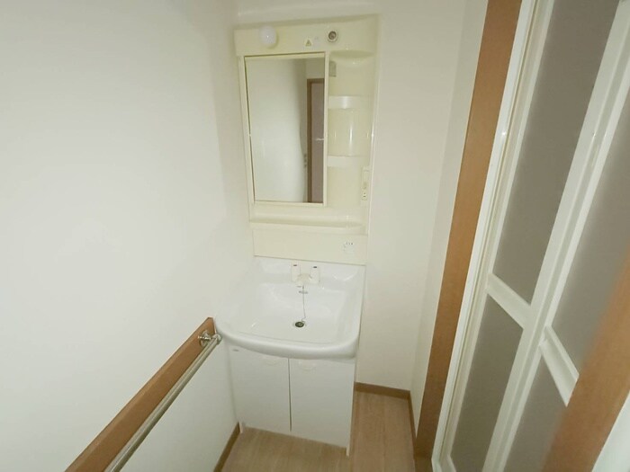 物件内観写真13　(洗面)