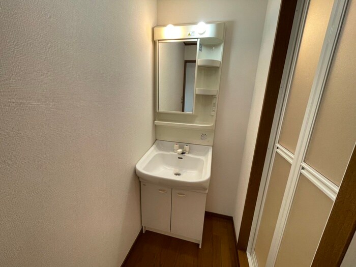 物件内観写真14　(洗面)