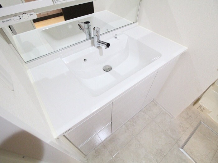 物件内観写真10　(洗面)