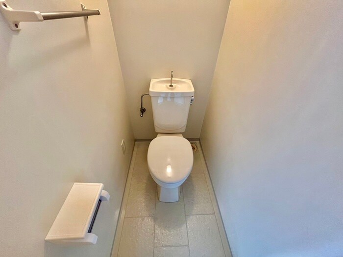 物件内観写真10　(トイレ)