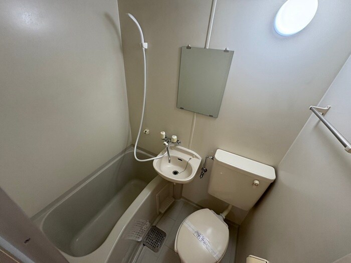 物件内観写真10　(洗面)