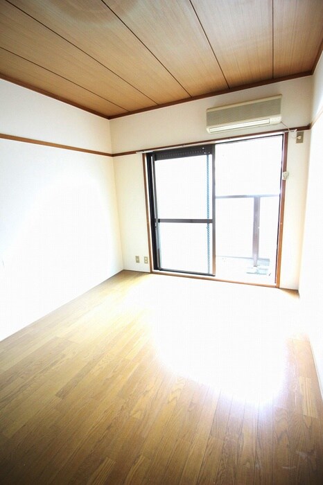 物件内観写真18　(居室)