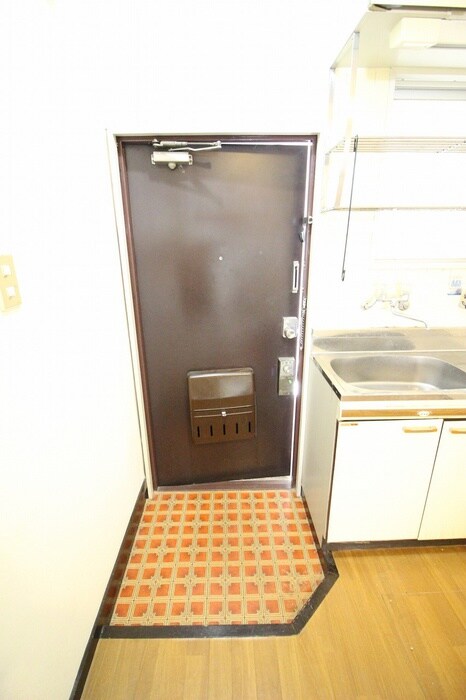 物件内観写真21　(玄関)