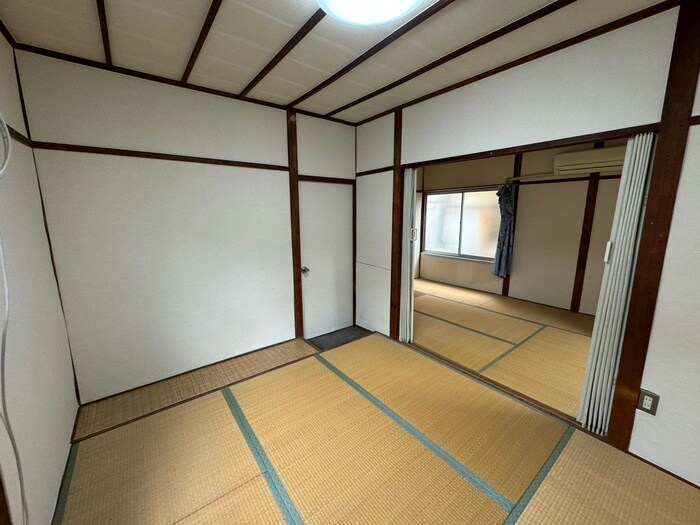 物件内観写真10　(居室)