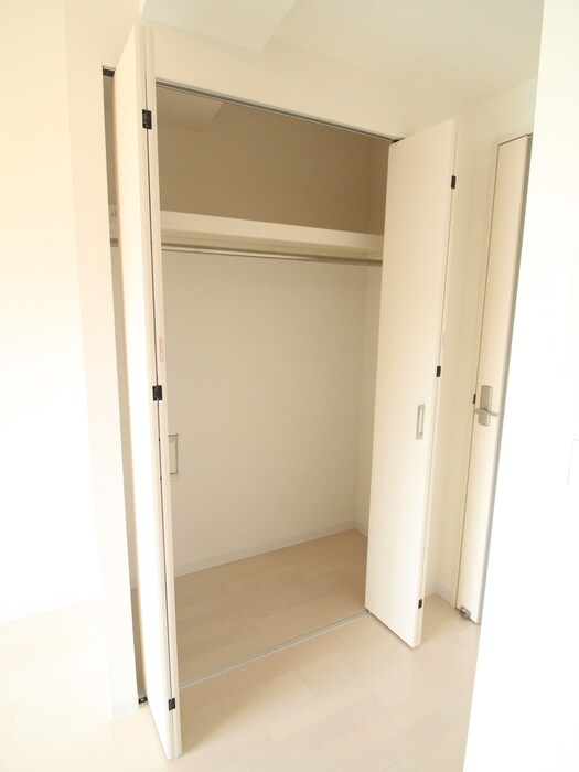 物件内観写真12　(収納)