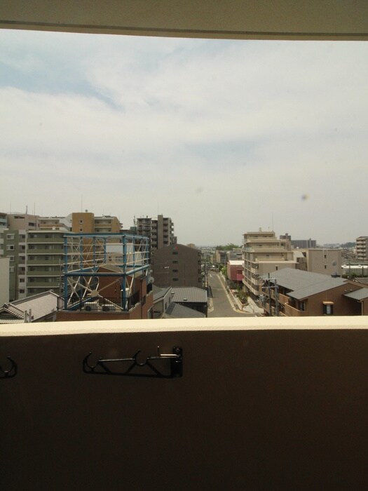 物件内観写真14　(室内からの展望)