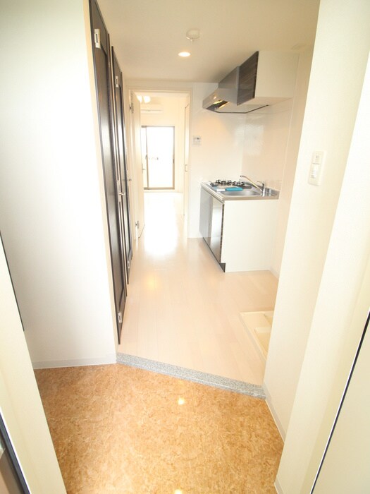 物件内観写真18　(廊下)