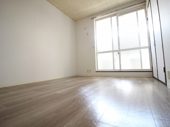 物件内観写真14　(居室)