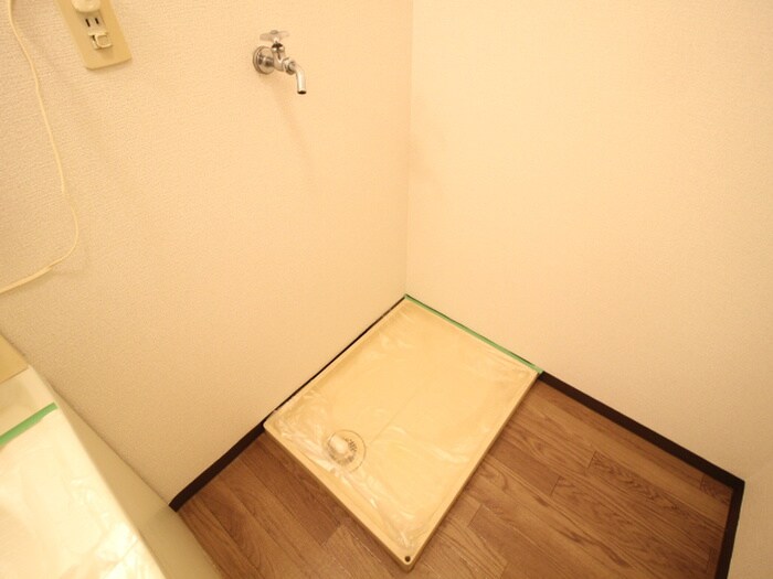 物件内観写真22　(洗濯機置場)