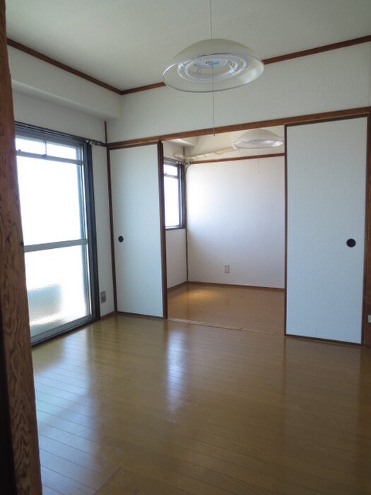 物件内観写真10　(居室)