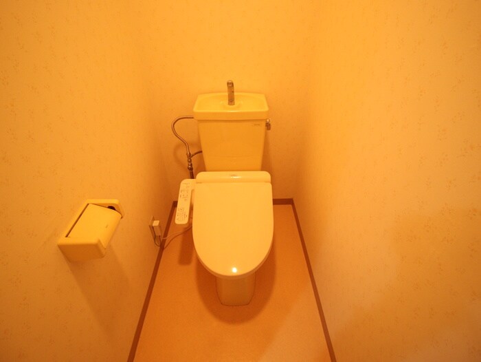 物件内観写真9　(トイレ)