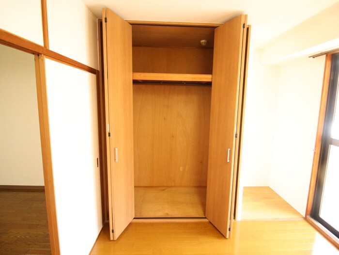 物件内観写真18　(収納)