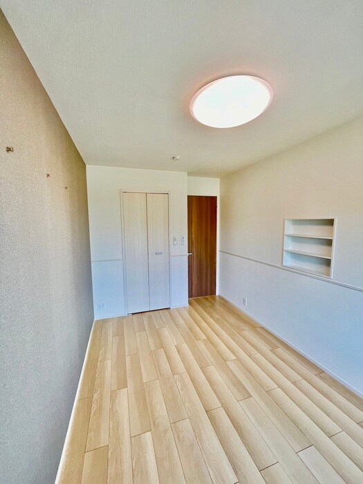 物件内観写真10　(居室)