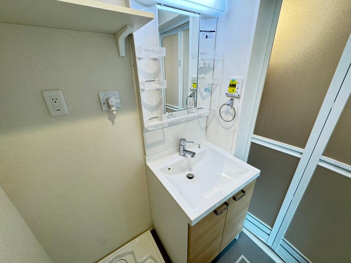 物件内観写真11　(洗面)